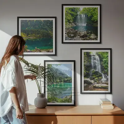Set de 4 cuadros para salón diseño de cascadas en un entorno verde