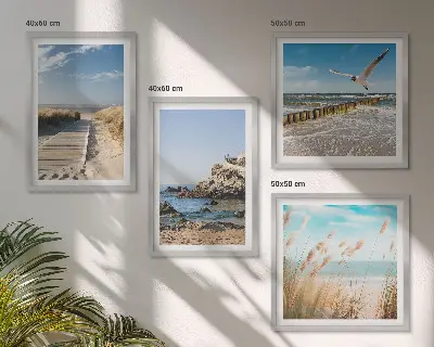 Galería de pared con diseño de acantilados de madera frente a senderos de playa