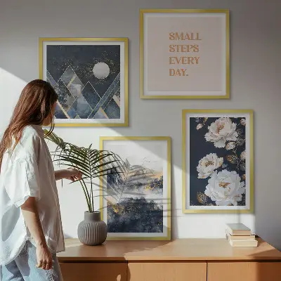 Set de 4 cuadros para salón con diseño de inspiración abstracta de montañas y flores