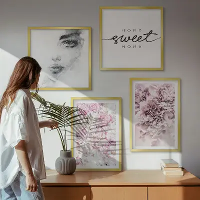 Set de cuadros modernos para salón diseño de retrato de una mujer con peonías