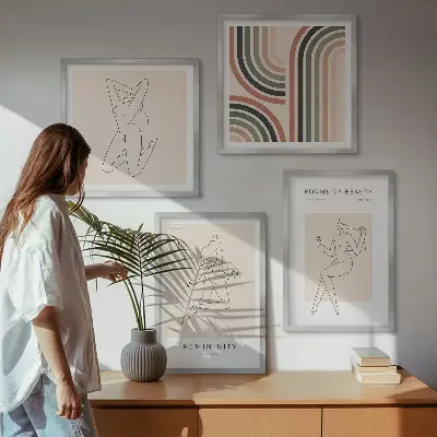 Set de 4 cuadros de siluetas femeninas para decoración de salón