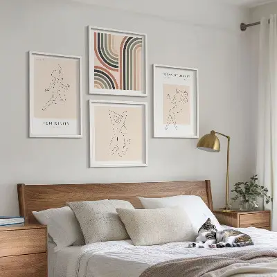 Set de 4 cuadros de siluetas femeninas para decoración de salón