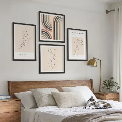 Set de 4 cuadros de siluetas femeninas para decoración de salón