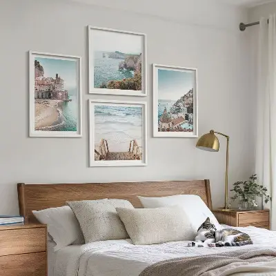 Set de cuadros modernos para salón con vistas de playa en tonos pastel de verano