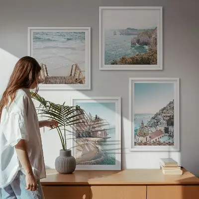Set de cuadros modernos para salón con vistas de playa en tonos pastel de verano