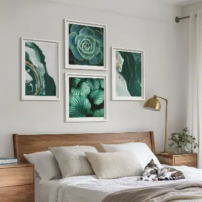 Galería de pared con patrones abstractos de hojas suculentas
