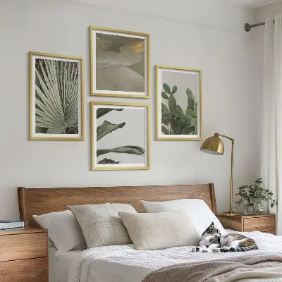 Set de 4 cuadros para salón con hojas de plantas tropicales en tonos pastel