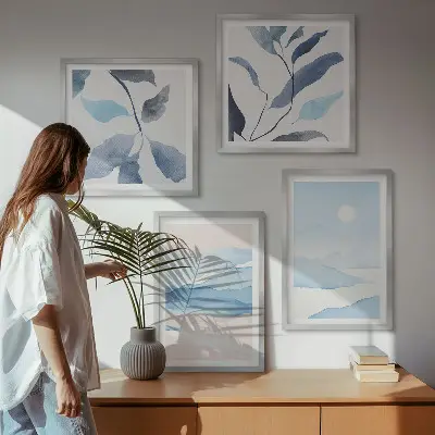 Galería de pared con paisajes de montaña y plantas en acuarela