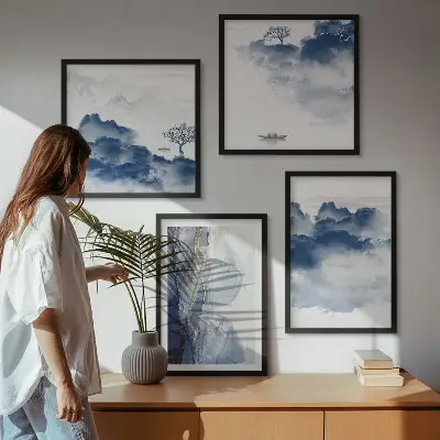 Galería de pared con diseño de montañas, nubes, árboles y pájaros sobre fondo