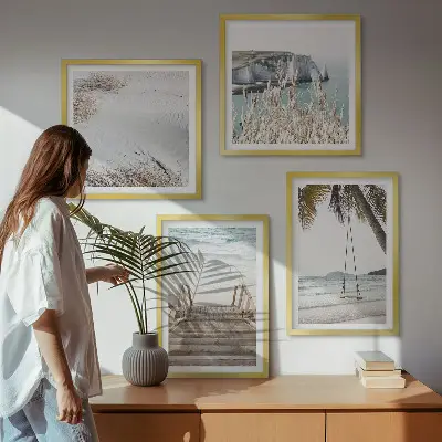 Set de cuadros modernos para salón diseño de escaleras de playa y columpio frente al mar