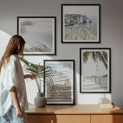 Set de cuadros modernos para salón diseño de escaleras de playa y columpio frente al mar