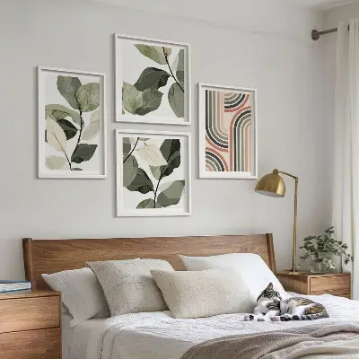 Galería de pared con motivos vegetales geométricos