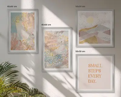 Galería de pared con patrones abstractos en tonos pastel