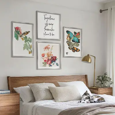 Set de 4 cuadros decorativos para salón con diseño de flores, mariposas y pájaros en tonos pastel