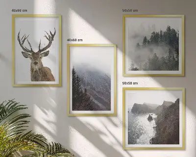 Galería de pared paisaje de montaña con ciervo entre la niebla
