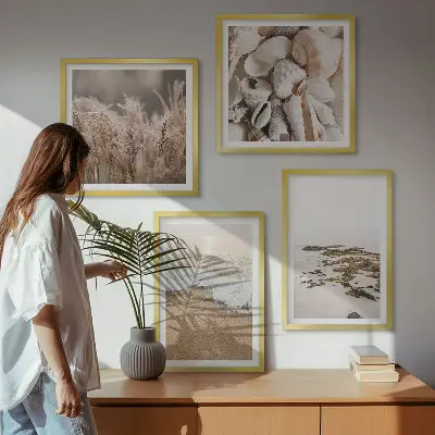 Set de 4 cuadros para salón diseño bohemio con hierba de playa, olas y piedras