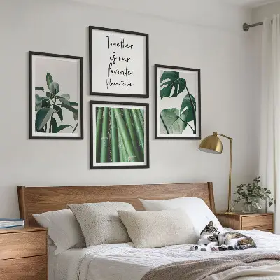 Galería de pared con hojas de planta de bambú