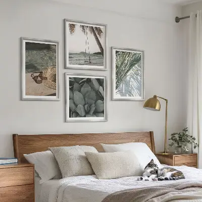 Set de cuadros modernos para salón con diseño de plantas tropicales