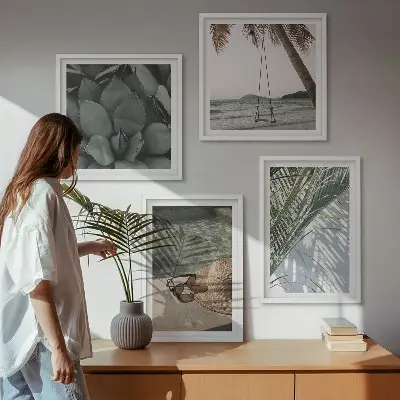 Set de cuadros modernos para salón con diseño de plantas tropicales