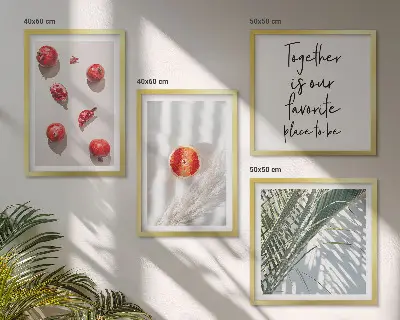 Galería de pared diseño con inscripción navideña sobre hoja de palma