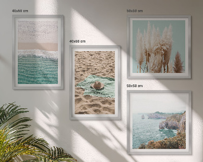 Galería de pared Sombrero de hierba con olas de playa