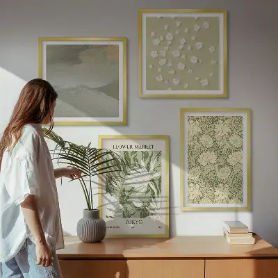 Galería de pared con abstracciones florales de estilo bohemio