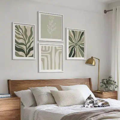 Set de cuadros modernos con diseños de plantas minimalistas en color verde para salón