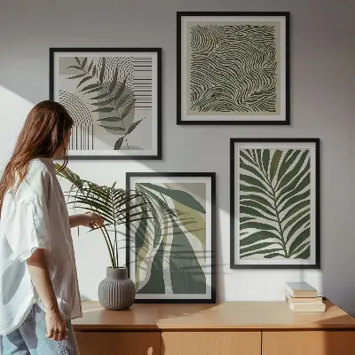 Set de cuadros modernos para salón con ilustraciones de hojas y olas en tonos pastel