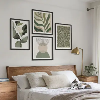 Set de cuadros modernos para salón con motivos de hojas y formas geométricas abstractas