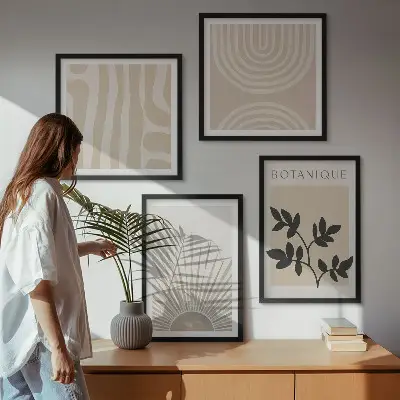 Galería de pared de motivos abstractos con plantas