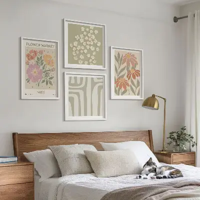 Galería de pared motivos botánicos con estilo minimalista parisino