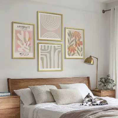 Set de cuadros modernos para salón con diseño de formas abstractas de plantas