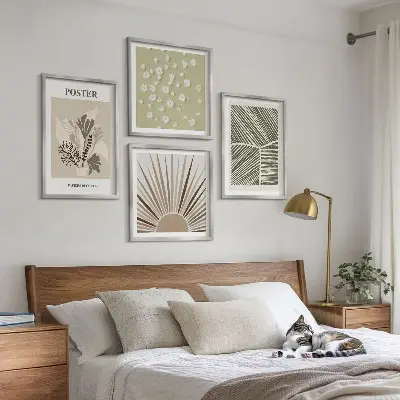 Set de cuadros modernos para salón con motivos vegetales en tonos apagados
