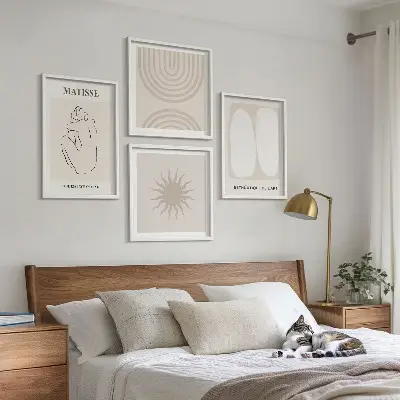 Galería de pared con líneas minimalistas y elegantes