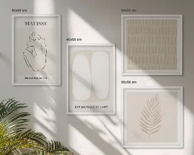 Set de cuadros modernos para salón con diseño de líneas y formas en tonos beige y blanco