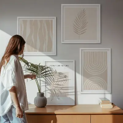 Galería de pared con decoraciones bohemias abstractas