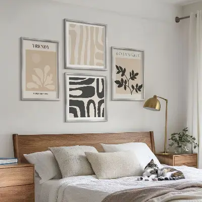 Set de cuadros modernos para salón con elegantes estampados de plantas en beige y negro