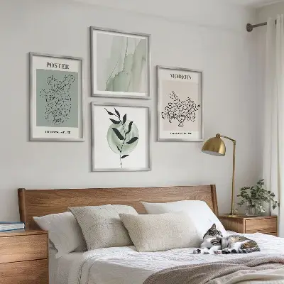 Set de 4 cuadros decorativos para salón con diseño de flores en un jarrón moderno