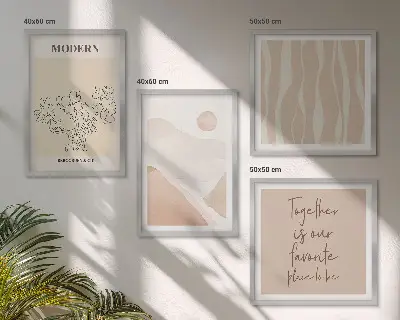 Galería de pared con diseño de colores y formas abstractas