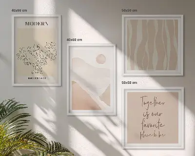 Galería de pared con diseño de colores y formas abstractas