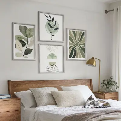 Galería de pared con formas geométricas de plantas