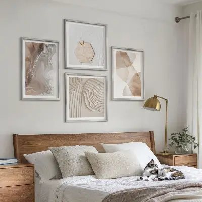Set de 4 cuadros abstractos para salón con estructuras pintadas