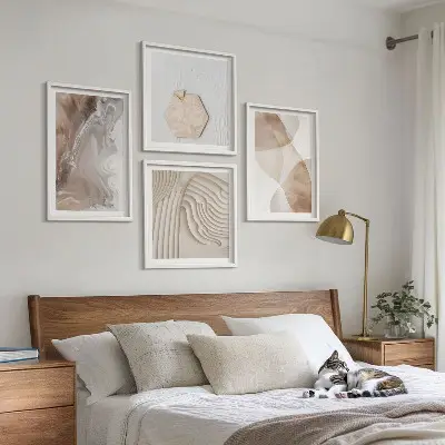 Set de 4 cuadros abstractos para salón con estructuras pintadas