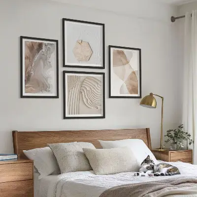 Set de 4 cuadros abstractos para salón con estructuras pintadas