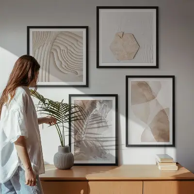 Set de 4 cuadros abstractos para salón con estructuras pintadas