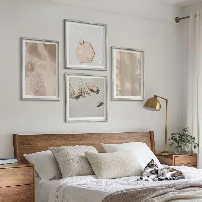 Set de 4 cuadros para salón con texturas naturales de estilo bohemio sutil