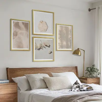 Set de 4 cuadros para salón con texturas naturales de estilo bohemio sutil