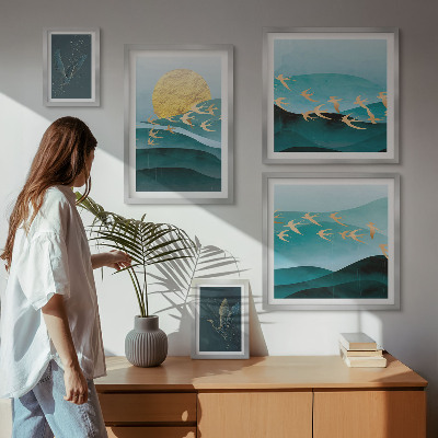 Conjunto de cuadros decorativos La armonía de los pájaros y las olas de una forma moderna.