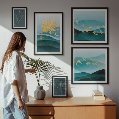 Conjunto de cuadros decorativos La armonía de los pájaros y las olas de una forma moderna.