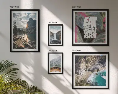 Conjunto de cuadros decorativos con paisajes de cascadas de montaña